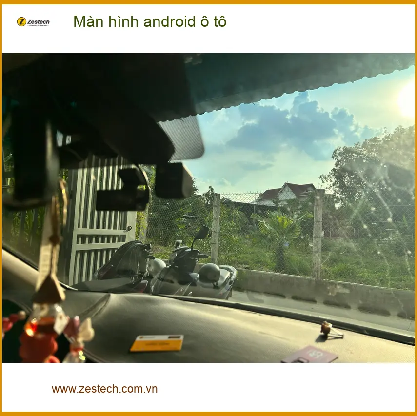 Chị Thảo lắp Màn hình android ô tô cho Hyundai SantaFe tại Quận 3 để nâng cao trải nghiệm lái