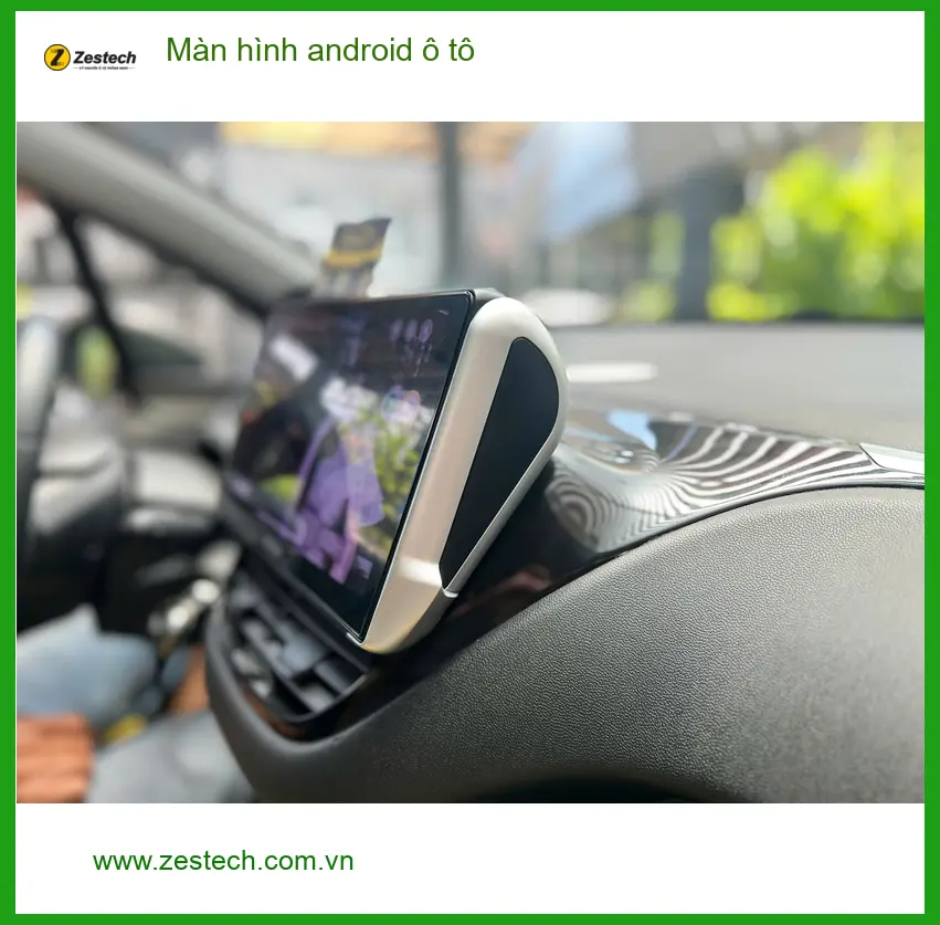 Anh Tấn nâng cấp màn hình android ô tô Mazda CX-5 tại Quận Bình Tân để trải nghiệm tốt hơn