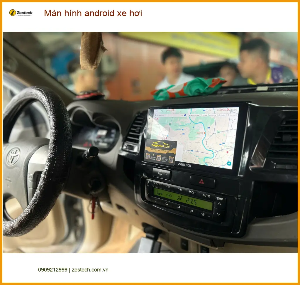 Chị Thư lắp màn hình Android xe hơi Honda CRV tại Quận 2
