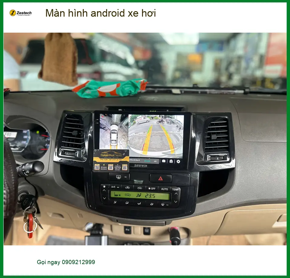Chị Thảo nâng cấp màn hình android xe hơi cho Kia Carnival tại Quận 3 vì màn zin hạn chế. ảnh thực tế 2