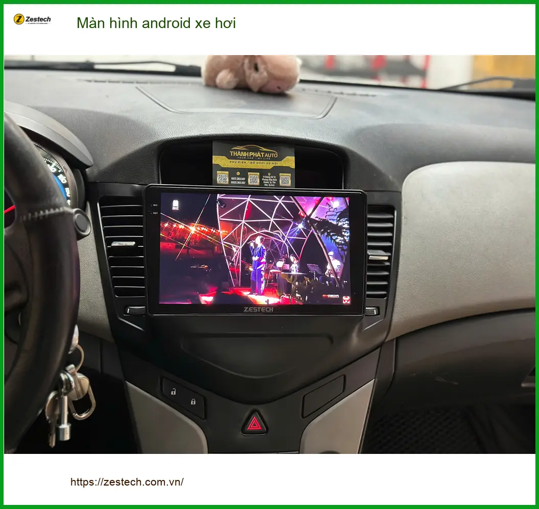 Anh Nhật Minh lắp màn hình Android Hyundai Kona tại Quận 9, lái xe an toàn