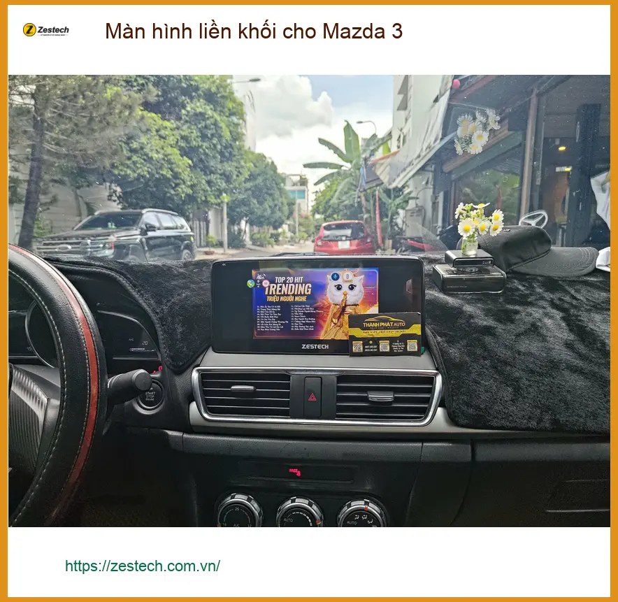 Anh Khôi lắp màn hình liền khối cho Mazda 3 tại Quận Thủ Đức vì màn hình zin đã cũ và chậm