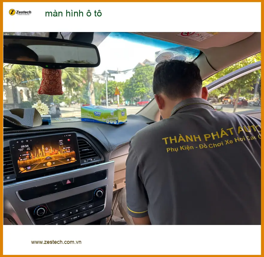 Anh Quang lắp màn hình ô tô Hyundai Santa Fe tại Quận 12 vì màn zin lỗi thời ảnh thực tế 2