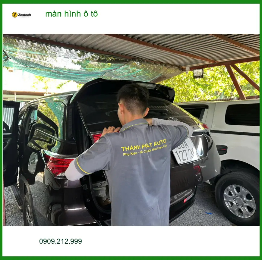 Anh Trọng lắp màn hình ô tô cho Hyundai Creta tại Hóc Môn để xem bản đồ và giải trí ảnh thực tế 2