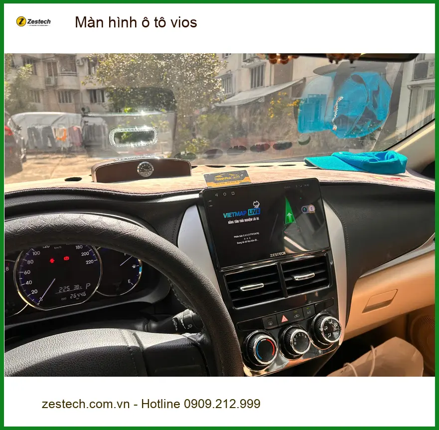 Anh Duy Khang lắp màn hình ô tô Toyota Vios tại Quận Thủ Đức để nâng cấp trải nghiệm lái xe