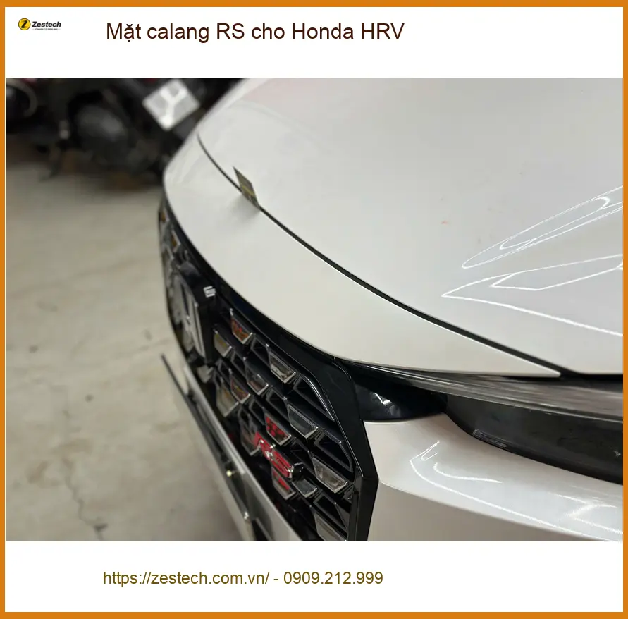 Anh Quang độ mặt calang RS cho Honda HRV tại Quận 2 để xe trông thể thao hơn