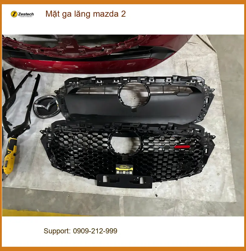 Anh Khải độ mặt ga lăng Mazda 2 tại Củ Chi để chiếc xe trông cá tính hơn