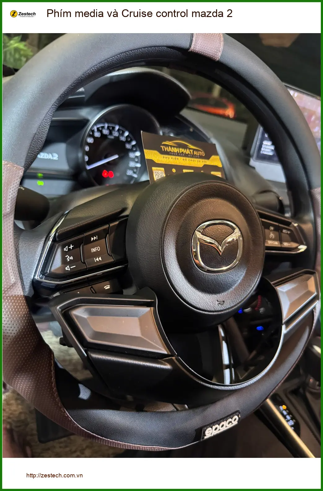 Chị Thảo lắp phím media và Cruise control Mazda 2 Quận Thủ Đức để lái xe tiện hơn ảnh thực tế 2