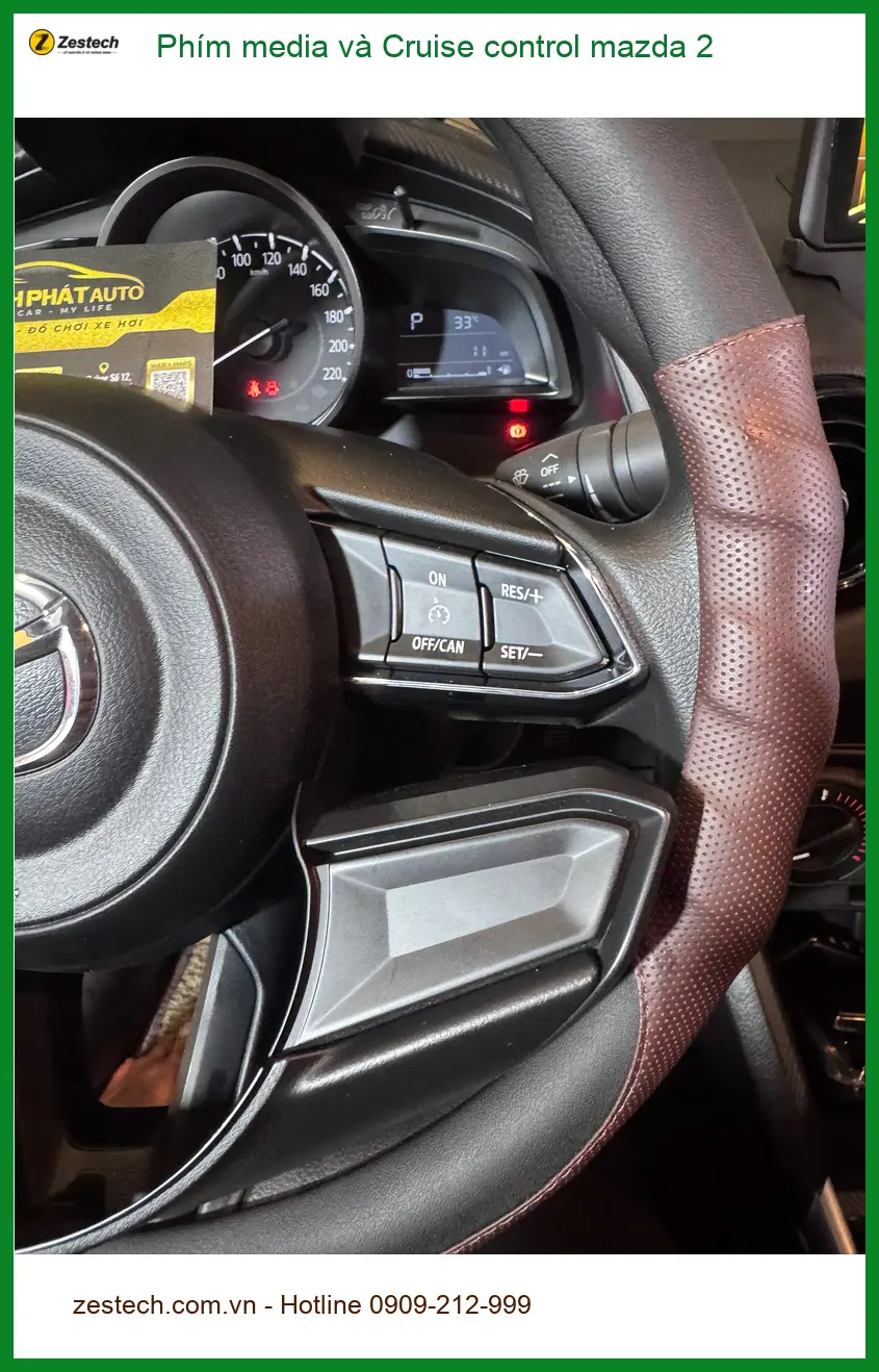 Chị Thảo độ Phím media và Cruise control Mazda 2 tại Quận Phú Nhuận