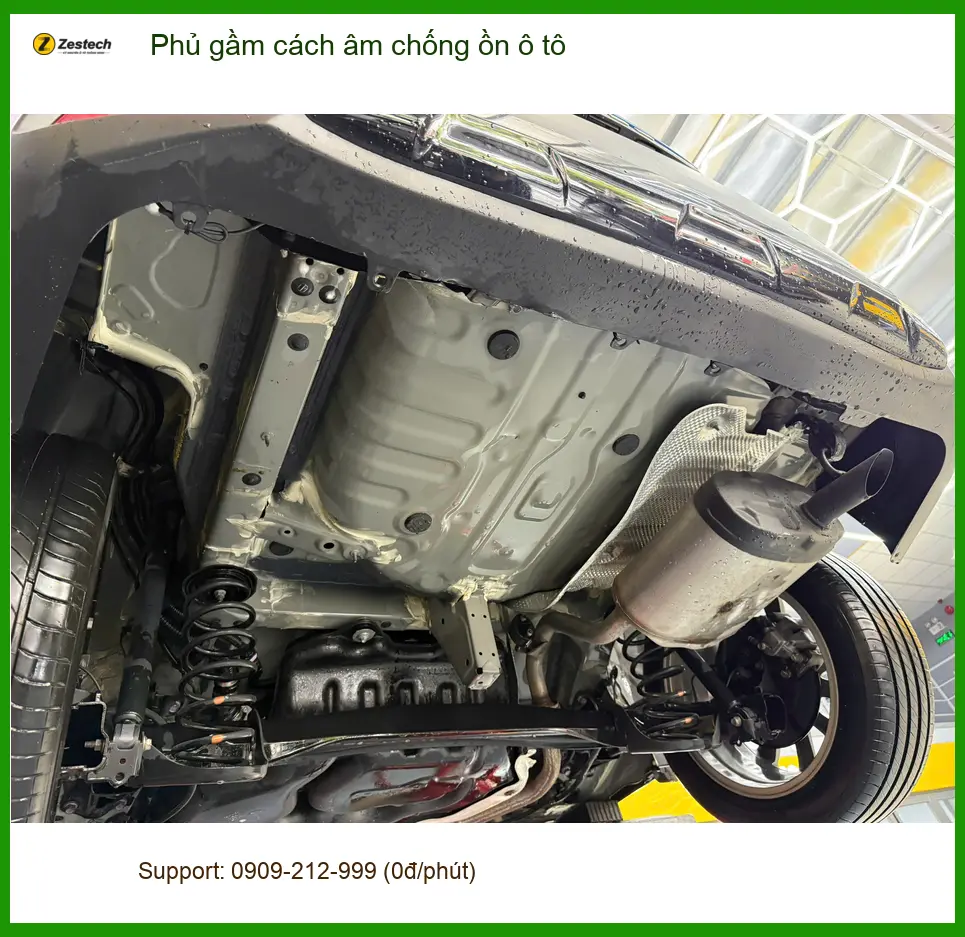 Chị Lan Anh phủ gầm cách âm chống ồn cho Honda CRV ở Quận 6 giảm ồn ảnh thực tế 4