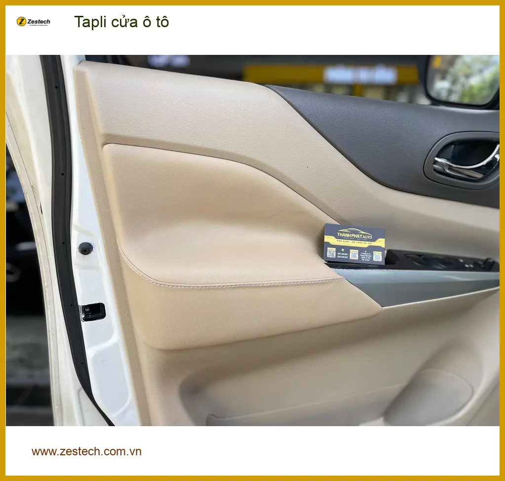 Anh Quang bọc Tapli cửa ô tô Hyundai Accent Quận Phú Nhuận vì tapli cũ đã xuống cấp ảnh thực tế 2