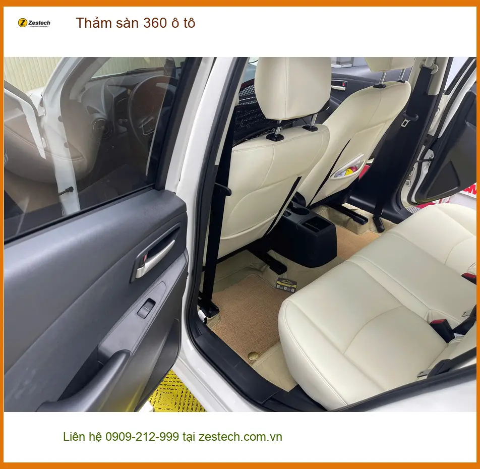 Chị Minh Thư thay thảm sàn 360 ô tô cho Ford Ranger Quận 6 thảm cũ rách ảnh thực tế 3