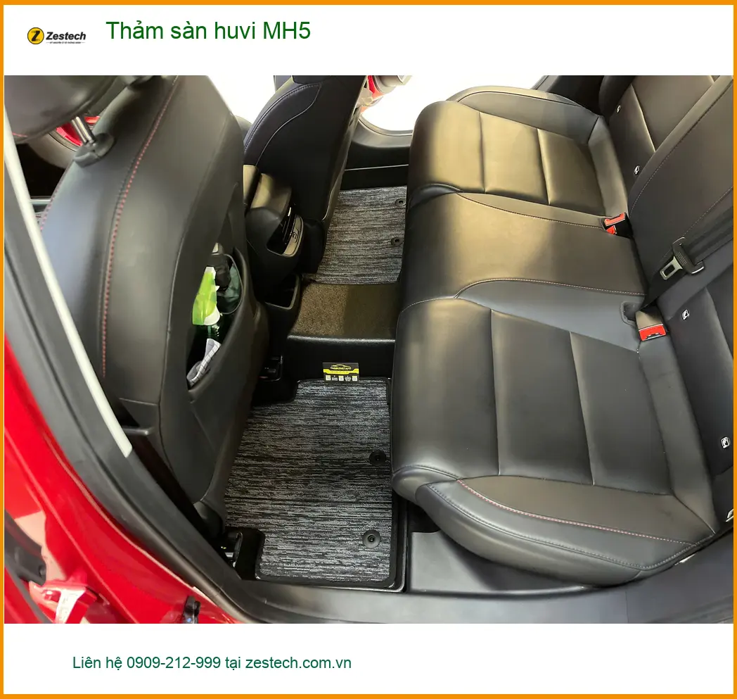 Chú Minh lắp thảm sàn Huvi MH5 cho Honda CR-V tại Quận 9 vì thảm cũ ẩm mốc