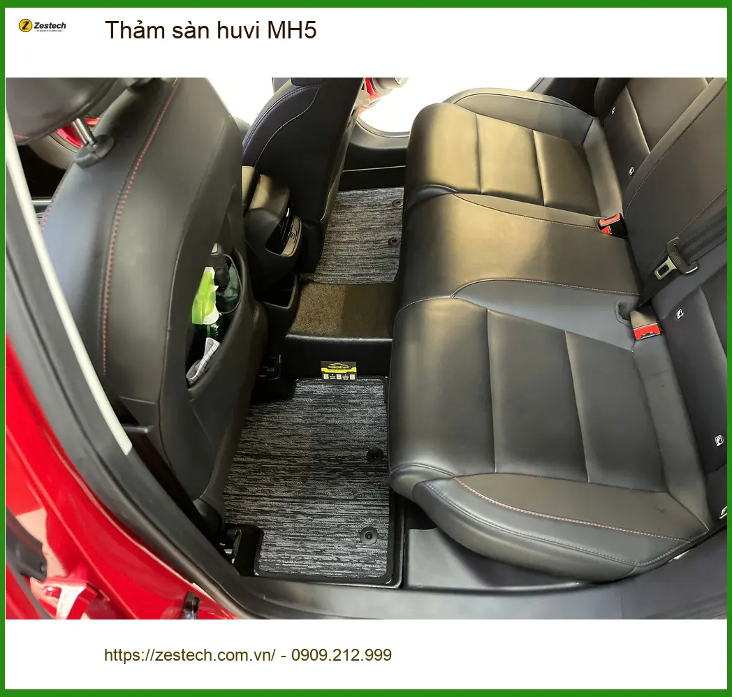 Anh Khôi thay thảm sàn Huvi MH5 cho Mazda CX-5 tại Quận 1 để xe luôn sạch sẽ ảnh thực tế 4
