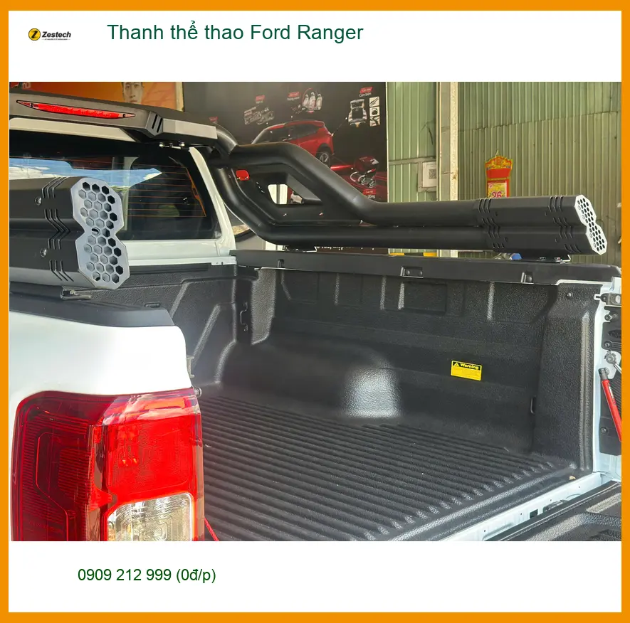 Anh Duy Khang lắp thanh thể thao Ford Ranger tại Quận 12 để xe trông mạnh mẽ hơn