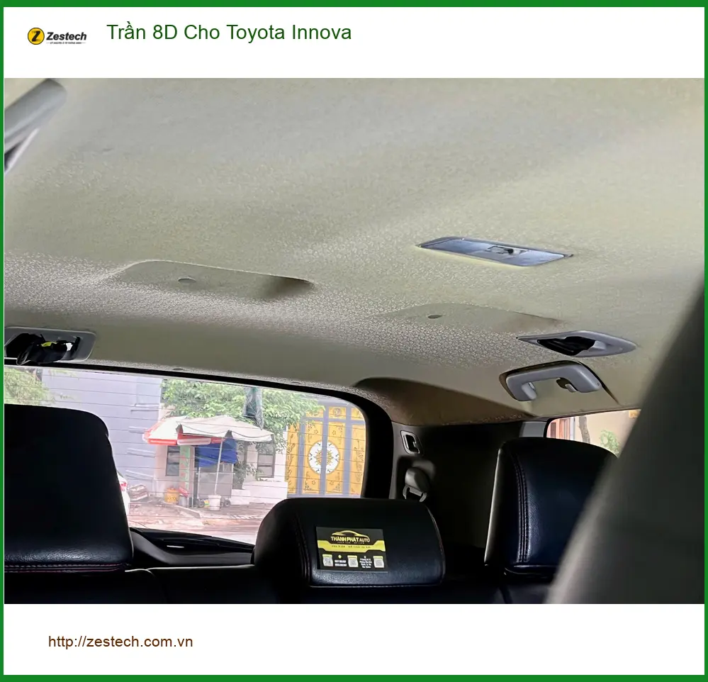 Anh Minh lắp Trần 8D cho Toyota Innova ở Quận 11 để xe sạch đẹp ảnh thực tế 4