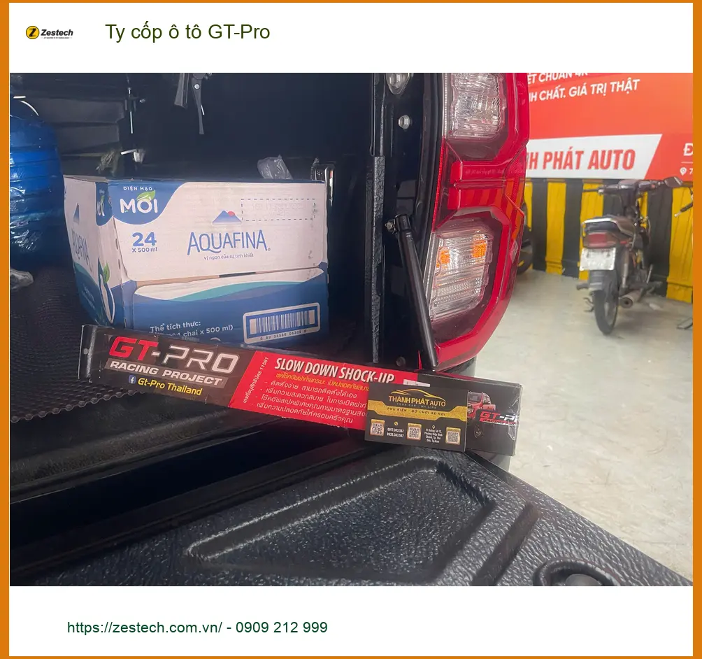 Anh Hưng lắp ty cốp ô tô GT-Pro cho Hyundai Creta tại Quận 3 vì cốp xe bị yếu