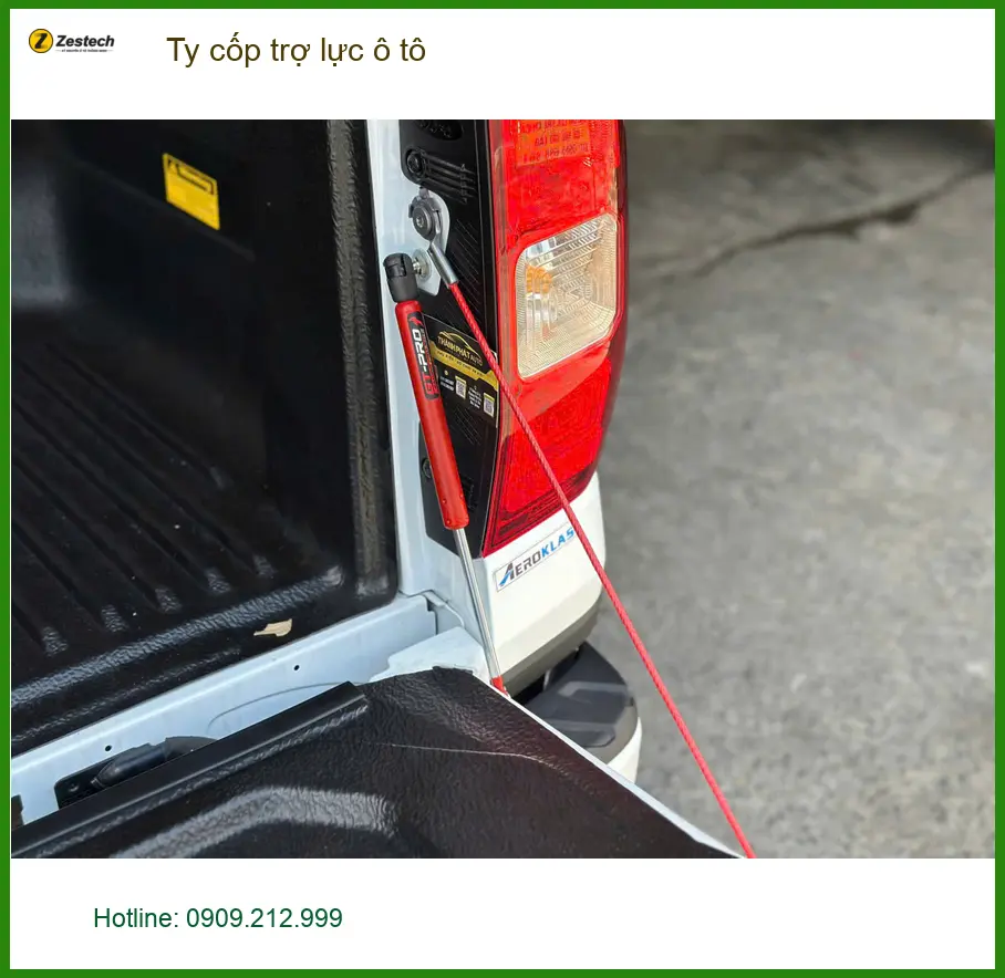 Anh Quang lắp ty cốp trợ lực ô tô cho Hyundai Santa Fe tại Quận 12 uy tín, giá tốt ảnh thực tế 4