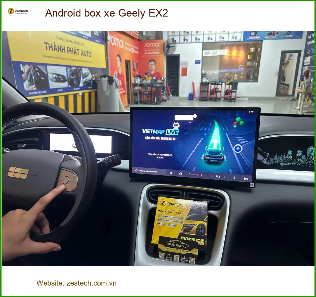 Anh Quốc Hưng lắp Android box xe Geely EX2 tại Quận Gò Vấp để xem YouTube khi đón con ảnh thực tế 3