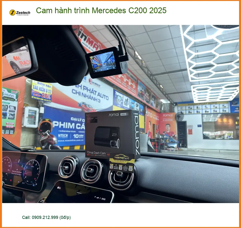 Anh Nhật lắp cam hành trình Mercedes C200 2025 tại Quận 12 vì lo ngại va quẹt khi di chuyển trong phố