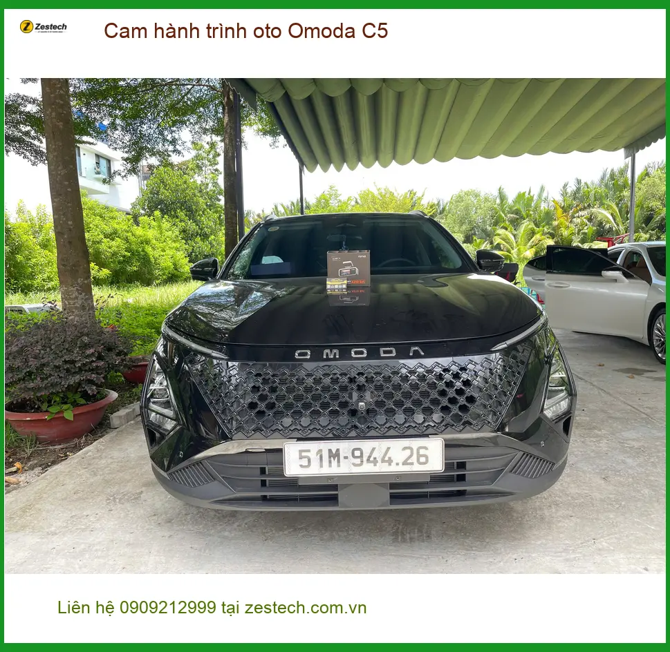 Anh Phi lắp cam hành trình Omoda C5 tại Quận 9 để ghi lại bằng chứng khi cần ảnh thực tế 3