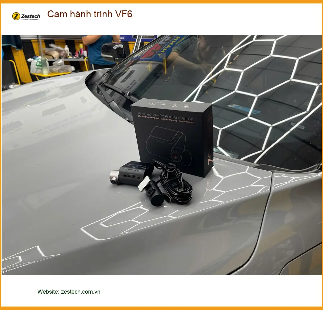 Anh Quang lắp cam hành trình VinFast VF6 tại Quận 12 để ghi lại mọi hành trình