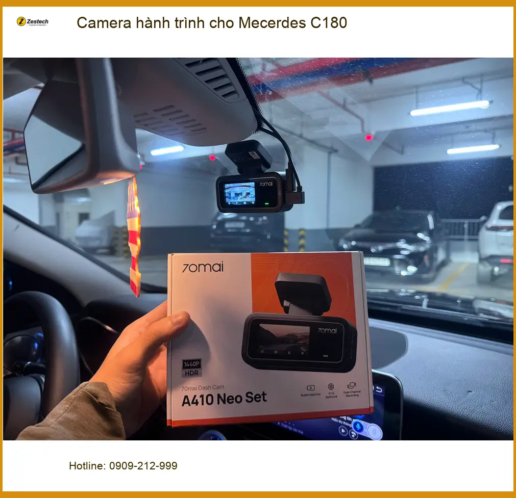 Anh Nhật lắp camera hành trình cho Mercedes C180 tại Quận 9 ảnh thực tế 2