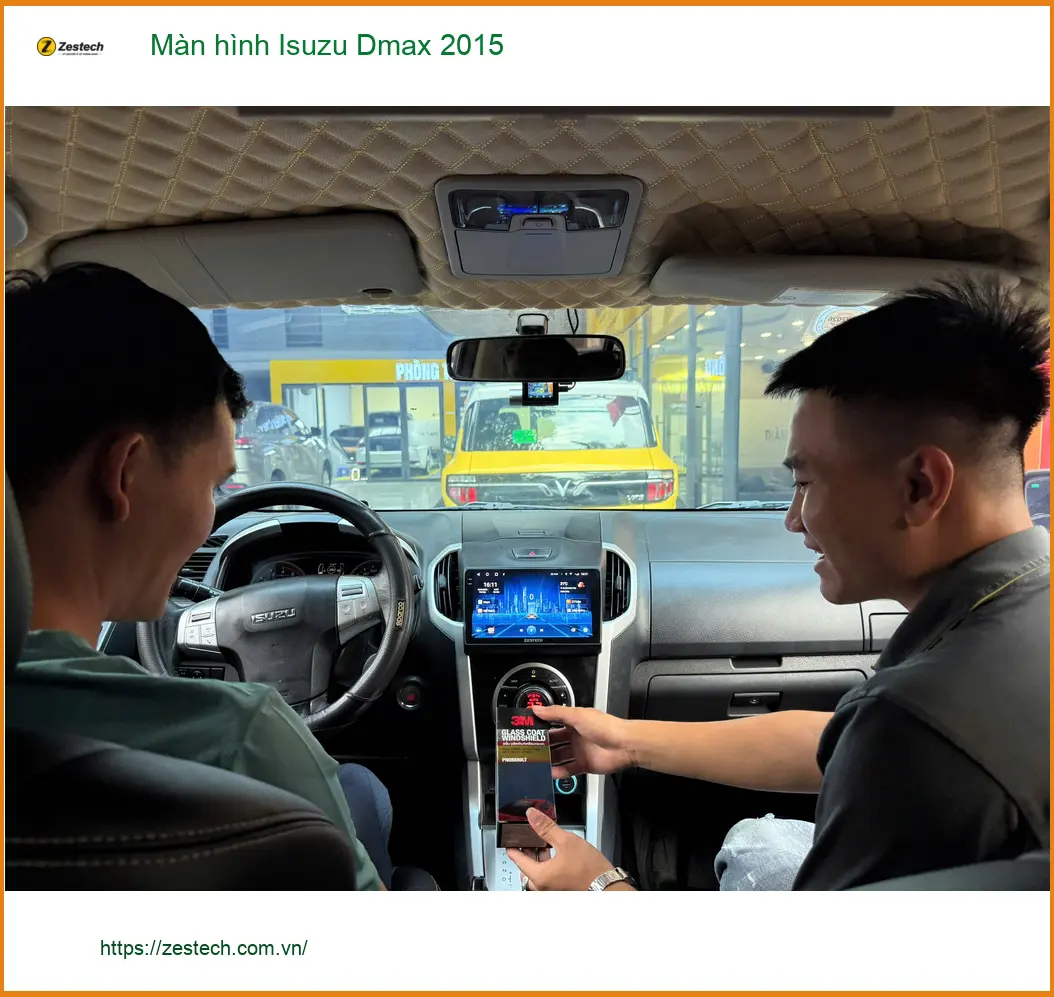 Anh Dũng nâng cấp màn hình Isuzu Dmax 2015 tại Quận 9 cho chuyến đi xa