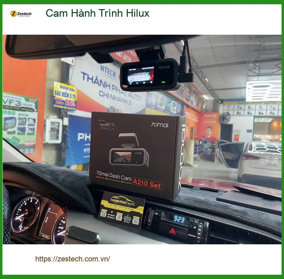 Anh Khôi lắp Cam Hành Trình Hilux Quận 12 để yên tâm hơn khi lái xe ban đêm ảnh thực tế 2
