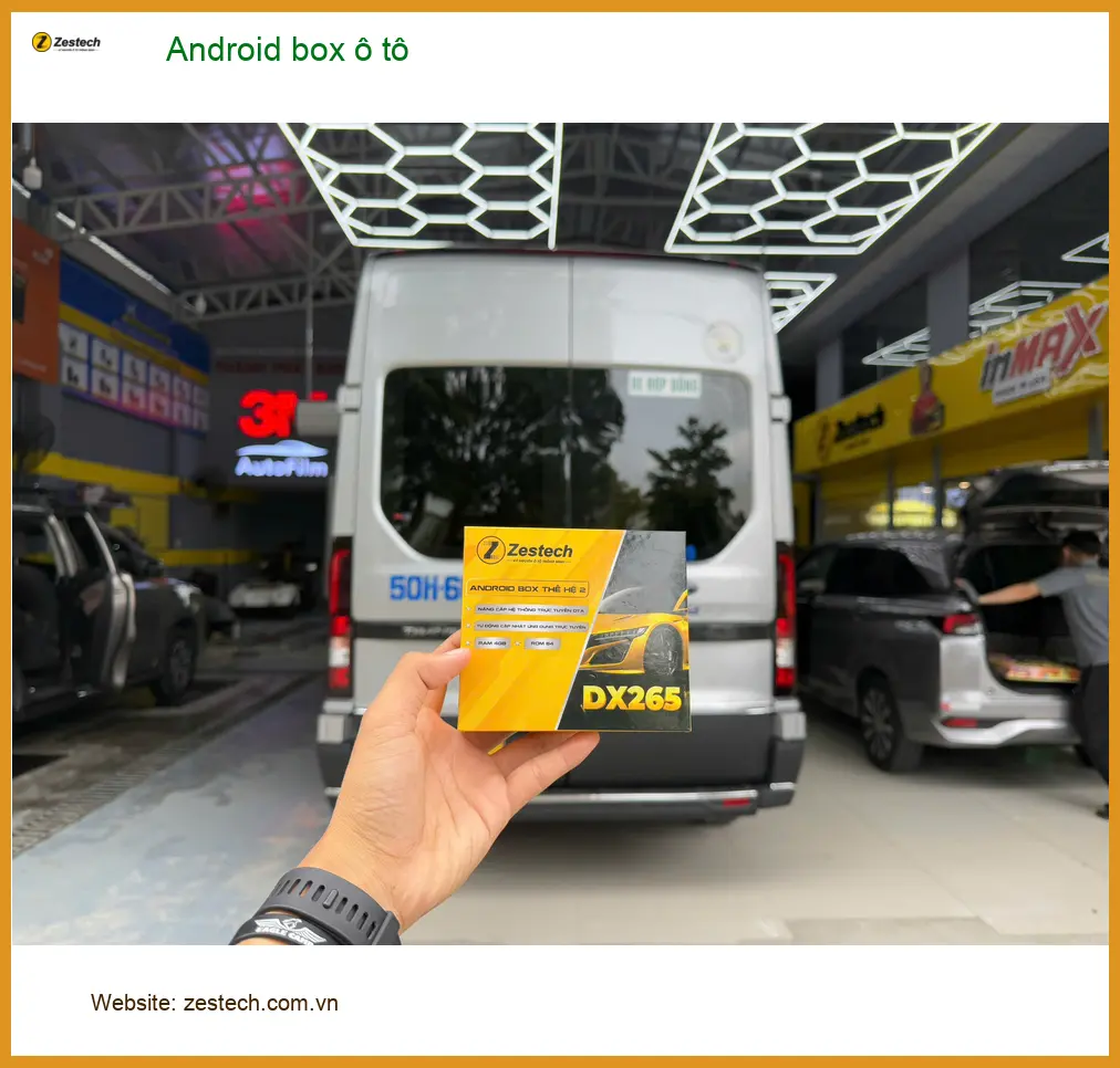 Chị Hằng lắp Android box ô tô cho Honda CRV tại Quận Gò Vấp để xem YouTube khi di chuyển