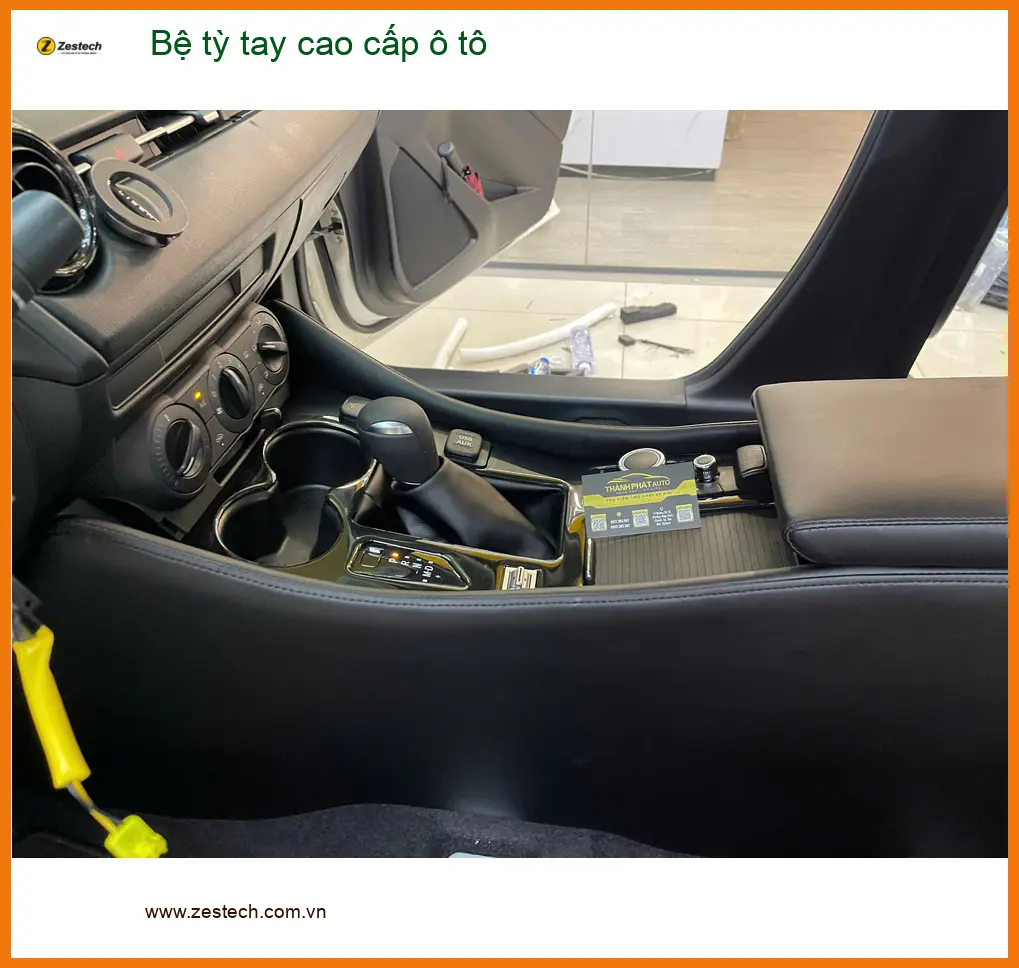 Anh Minh lắp bệ tỳ tay cao cấp ô tô Toyota Vios tại Gò Vấp ảnh thực tế 5