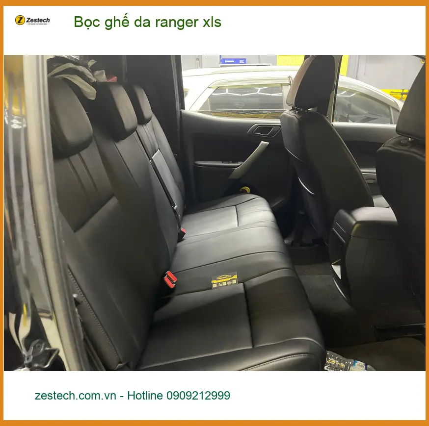 Anh Tùng bọc ghế da Ford Ranger XLS tại Cần Giờ để nội thất xe luôn sạch đẹp và bền bỉ ảnh thực tế 4
