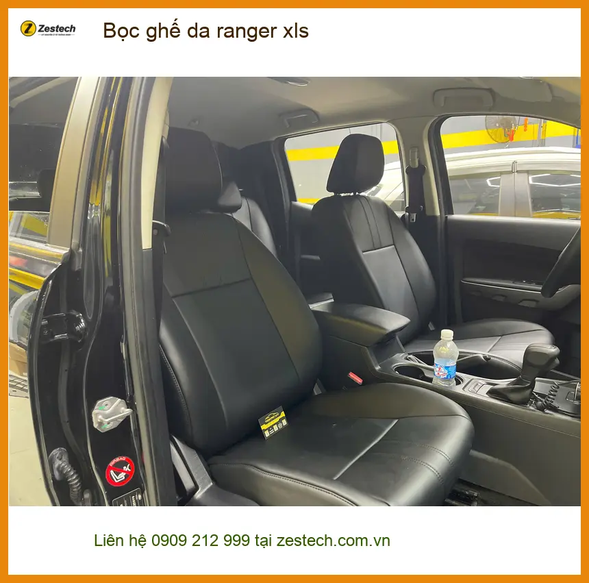 Anh Dũng bọc ghế da Ford Ranger XLS tại Quận 6, nội thất sang trọng ảnh thực tế 2