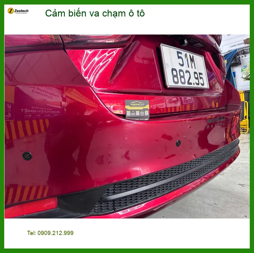 Chị Thảo lắp cảm biến va chạm ô tô cho Mazda CX-5 tại Quận Gò Vấp