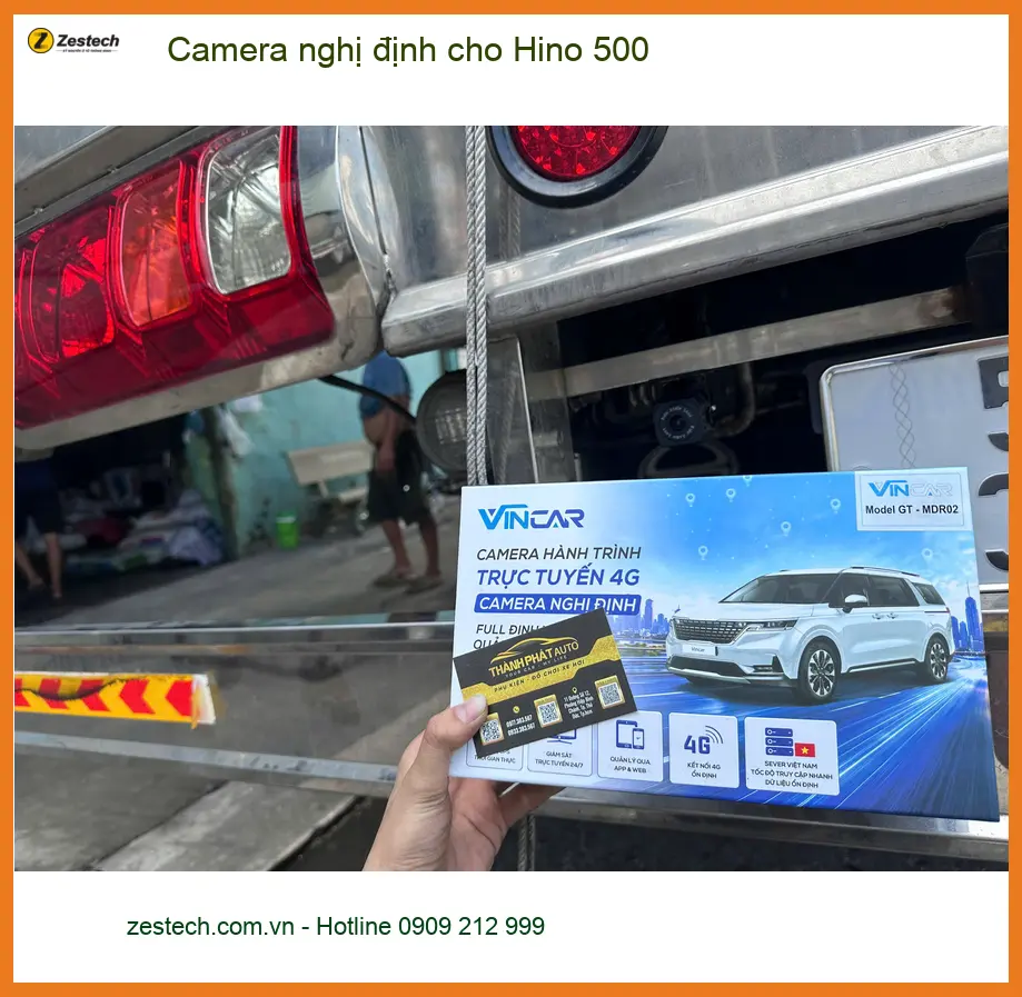 Anh Tấn lắp camera nghị định cho Hino 500 tại Quận 12 để tuân thủ quy định