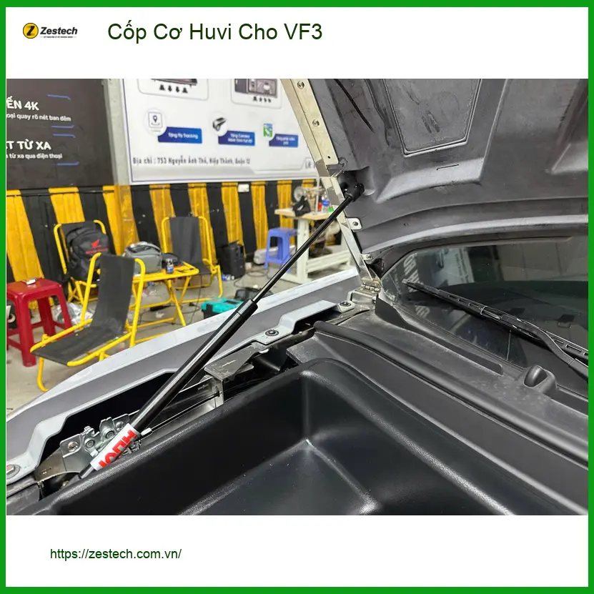 Anh Tùng lắp Cốp Cơ Huvi cho VinFast VF3 tại Quận 12, nâng tầm tiện ích xe ảnh thực tế 3