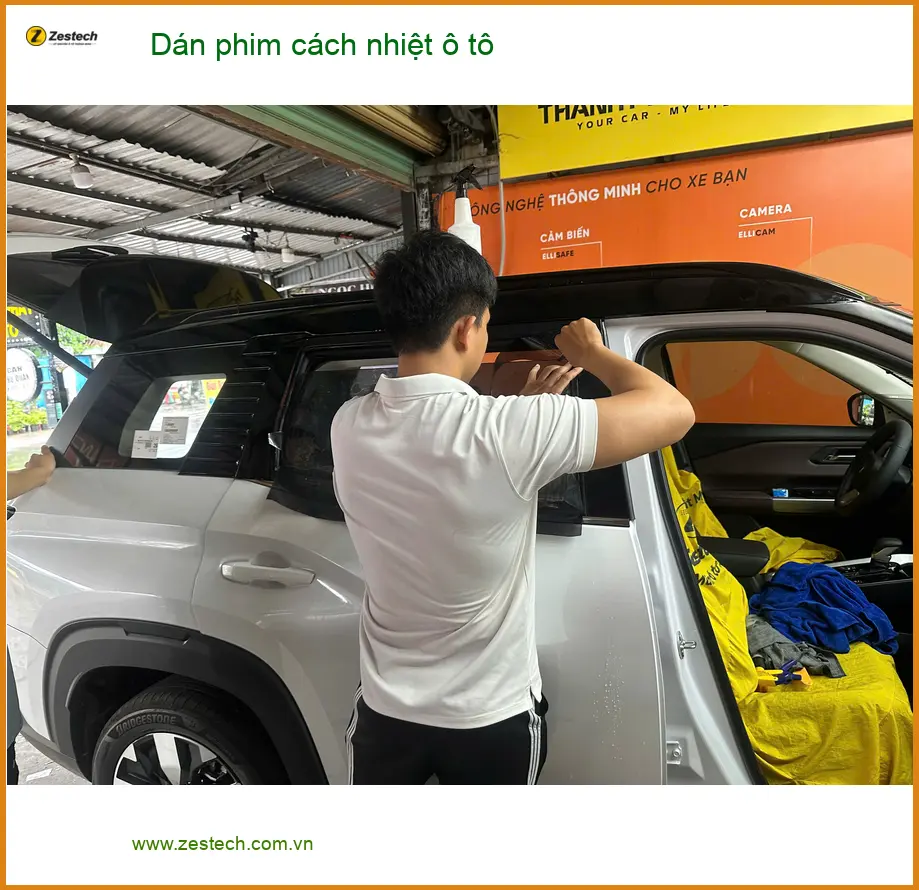 Chị Vân dán phim cách nhiệt ô tô Hyundai Santa Fe ở Gò Vấp chống nóng tốt ảnh thực tế 4