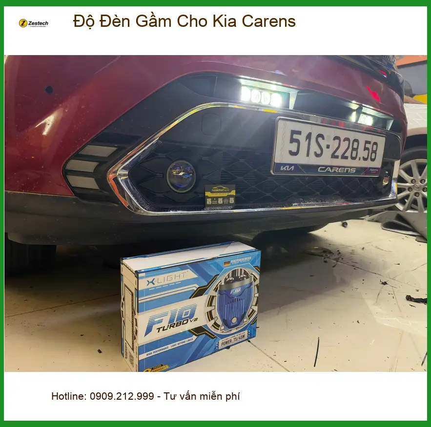 Chị Thư độ đèn gầm cho Kia Carens vì đèn zin kém sáng tại Quận 9