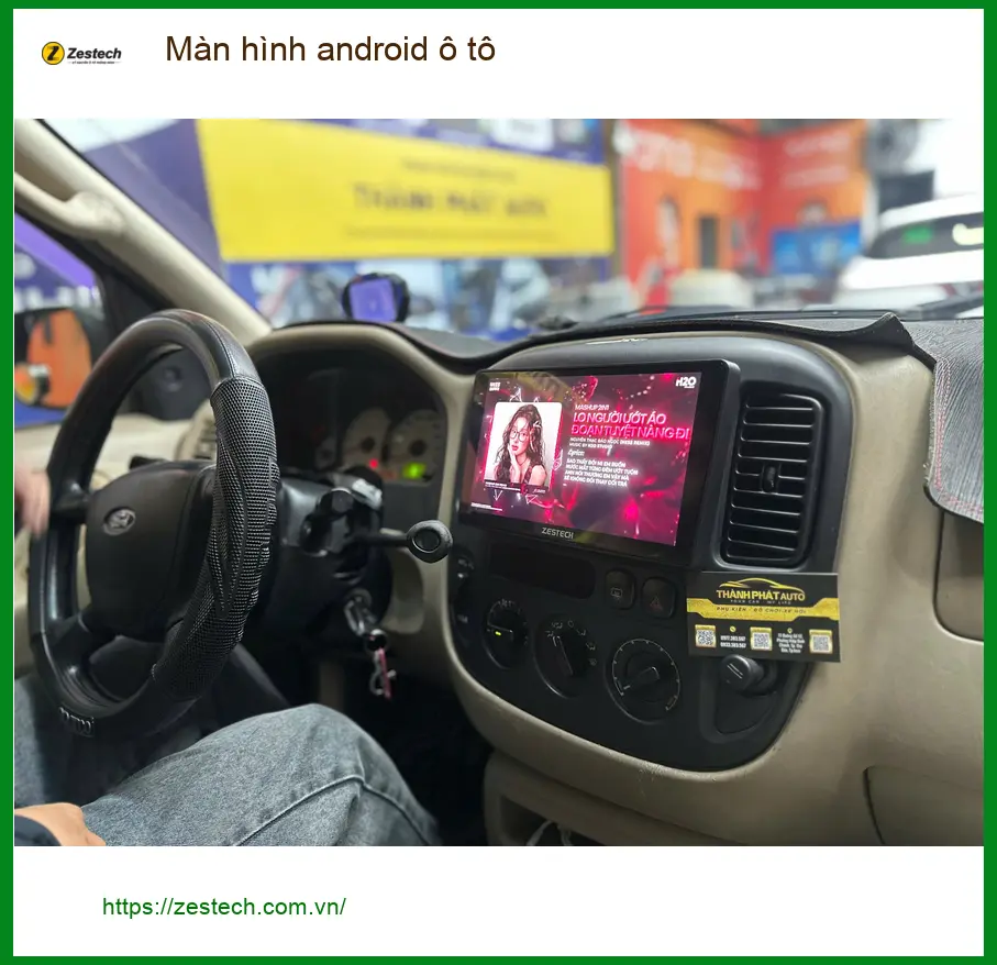 Anh Minh lắp màn hình Android ô tô cho Honda CRV tại Quận 5 vì màn zin quá cũ ảnh thực tế 5