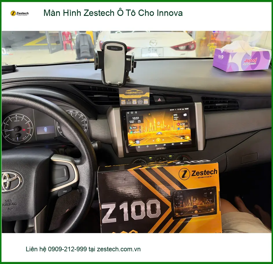 Chú Phát lắp Màn Hình Zestech Ô Tô Cho Innova tại Quận 9 để xem bản đồ tốt hơn