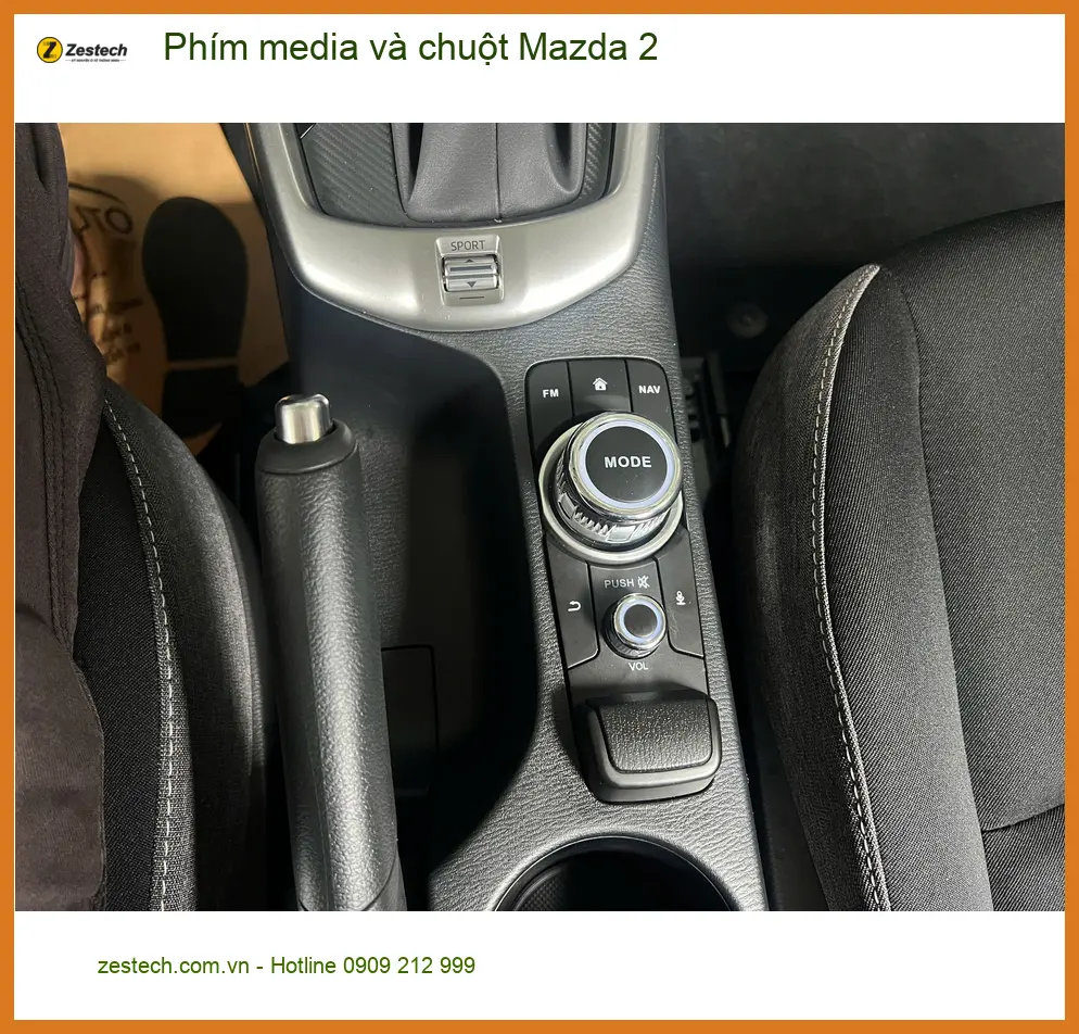 Anh Khải lắp Phím media và chuột Mazda 2 tại Quận Bình Tân để lái xe an toàn hơn ảnh thực tế 2