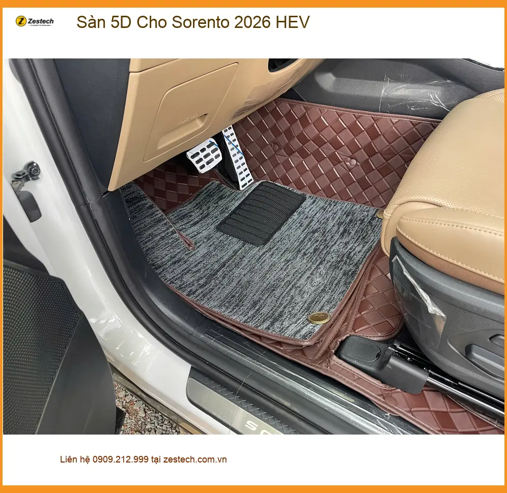 Anh Quang lắp Sàn 5D cho Sorento 2026 HEV tại Quận 9 để nội thất luôn sạch đẹp ảnh thực tế 4