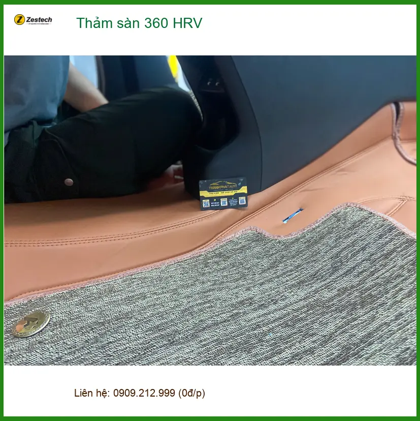 Anh Đức Hùng lắp thảm sàn 360 Honda HRV tại Quận 1 vì muốn nội thất luôn sạch đẹp ảnh thực tế 2